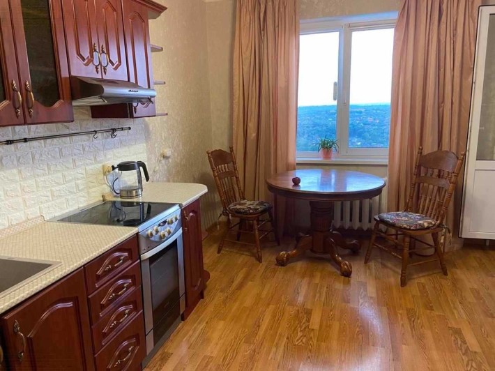 Проспект Науки 54Б,  Метро Деміївська, Голосіївська, Либідська - фото 1