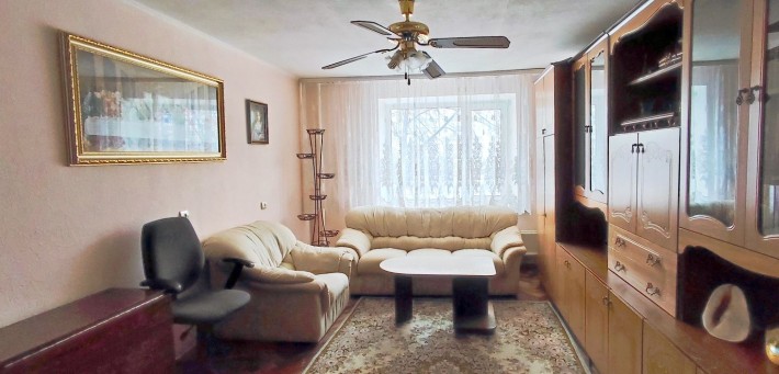 2-кімнатна , Подільський р-н. Виноградар, просп. Європейський  35. - фото 1