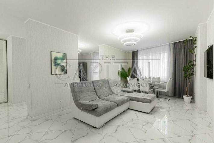 Оренда сучасної 2к квартири в ЖК ObolonSky пр-т Оболонський, 1 - фото 1