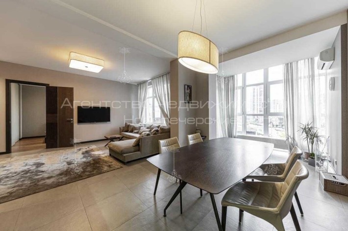 Аренда 2х комн ЖК Новопечерские Липки 90м2 Верхогляда Драгомирова - фото 1