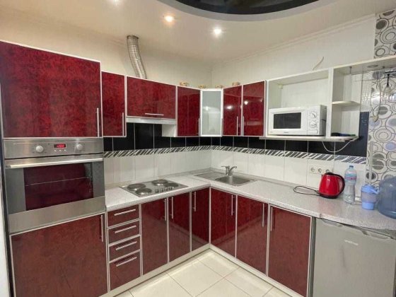 Здам гарну 2х квартиру, вул. Ахматовоі, Позняки Київ