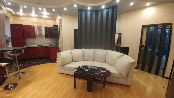 Здам квартиру з ремонтом, газ, є опалення - Міхновського, 10 - фото 1