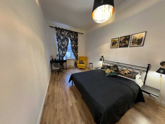 Квартира в центрі по вул. Валова - 3 кімнати Львів