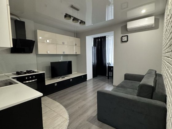 Оренда 2к квартири студії Соляні/Північний на 1 поверсі з 7 Скважина Николаев