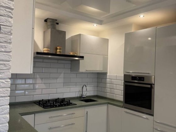 Здам квартиру  на Перемозі 6 Дніпро