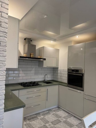 Здам квартиру  на Перемозі 6 - фото 1