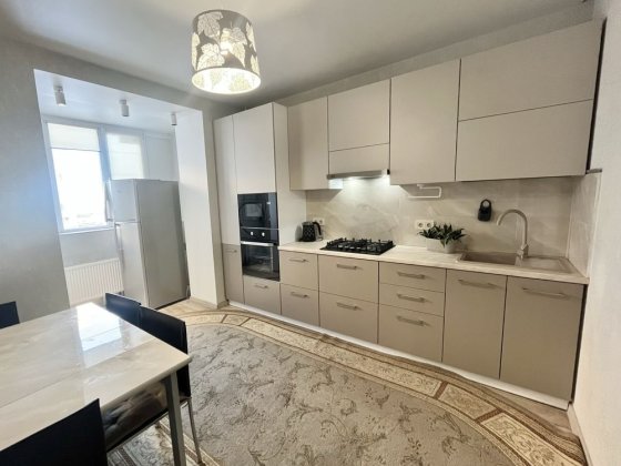 Сахарова/Бочарова, квартира в новом кирпичном доме, на 3эт (газ) Одеса