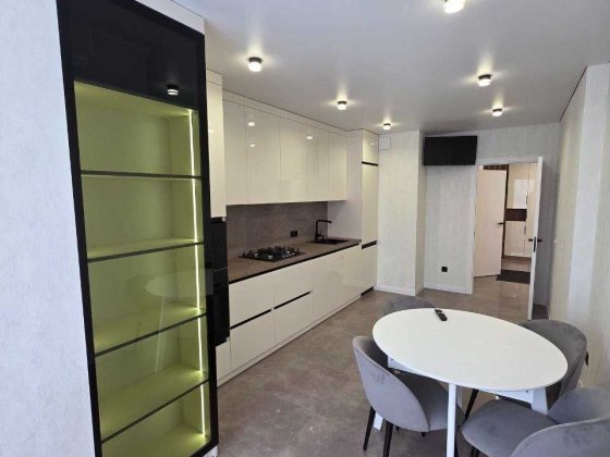 Оренда 2 кімнатної квартири вул Мікльоша Львов