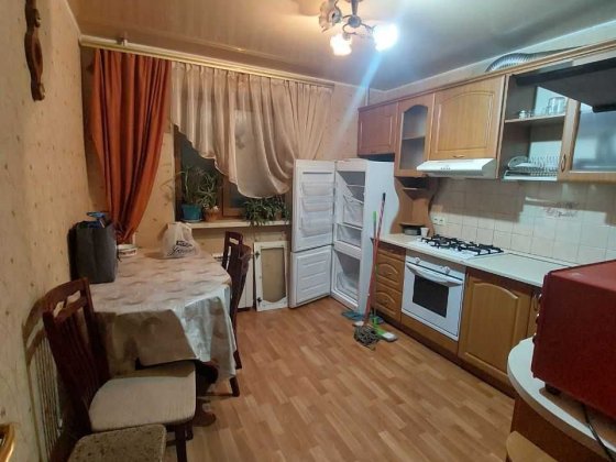 Сдам 2 ком-Свободная-Хорошая-- 1этаж-Газ- Варненская / Космонавтов Одеса