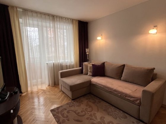 Оренда 2к квартири по вул. Лазаренка Район Податкової Львов