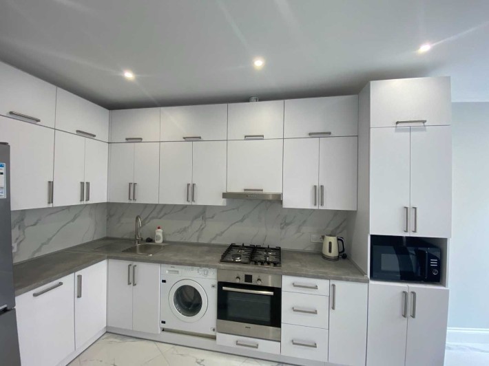 Оренда 2 кімнатної квартири в новобудові вул. Шевченка, ЖК Семицвіт. - фото 1