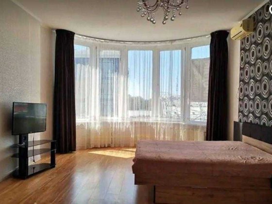 2 комнатная квартира возле Привоза.12000 грн Одеса