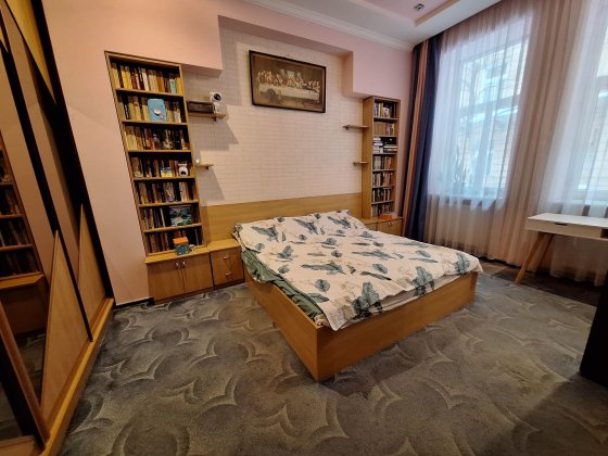Оренда 3 кім квартири ближній центр Львов