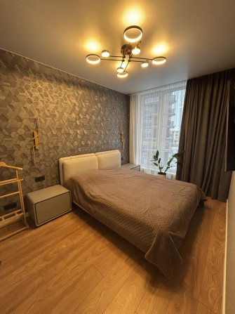 Оренда 1-кімнатної квартири студії - фото 1