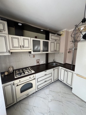 Сдам Просторную 1к  с газом  на Сахарова - фото 1