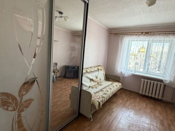 Продам гостинку.Залютино Харьков