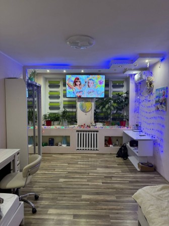 Продам комнату в коммунальной квартире - фото 1