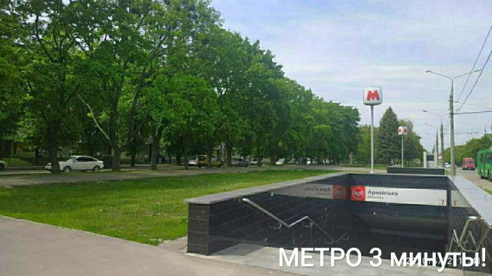 Продаю гостинку Ощепкова, 8  Метро Армейская 3 минуты! - фото 1