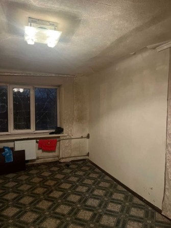 Продаю простору кімнату 19 м² (вул. Олімпійська / Ландау) - фото 1