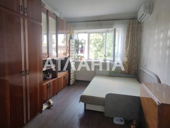 Продам комнату в коммунальной квартире на ул. Космонавтов Одесса