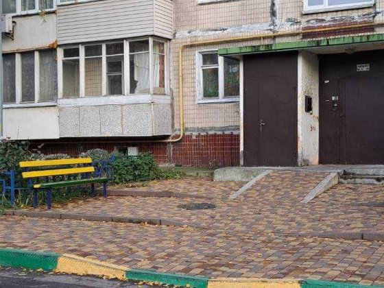 Продаж кімнати 18.6 м.Новосілки,  Чабани. Машинобудівників 6. Чабани