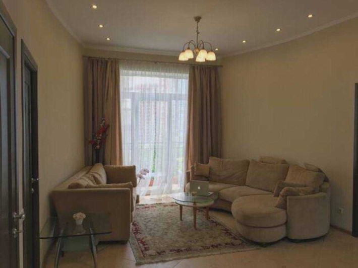 Сучасна 3к. квартира, в мансарді! М. Палац Украіна, Либідська - фото 1