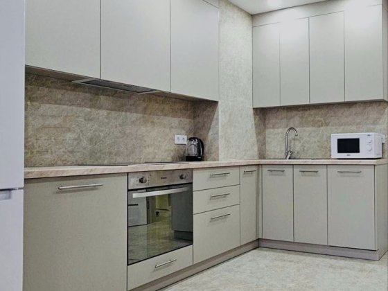 Сдам 2 ком квартиру м Почайна ЖК Навігатор Київ