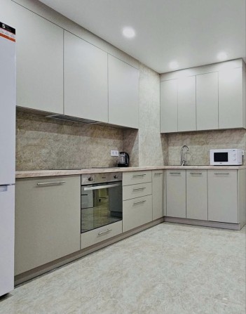 Сдам 2 ком квартиру м Почайна ЖК Навігатор - фото 1