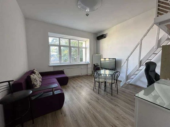 Оренда 1-к квартири на вул. Валківська Киев