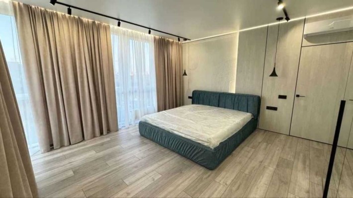 Здається 2-кімнатна квартира на вул.Віктора Некрасова,12а - фото 1