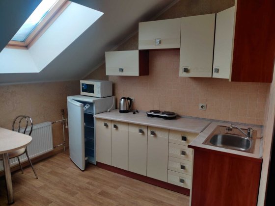 Своя студія в Подільському районі, мансарда Київ