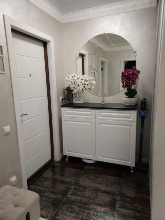 Здамо 2к квартиру м Деміївська - фото 1