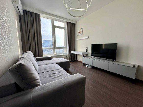 Без% 1 кімнатна 38 Перлина Центр Жилянська 68  Голосієвський генератор Киев