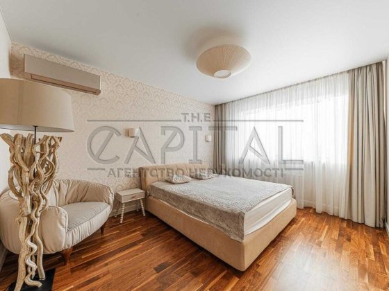 Генератор Перша здача 3к кв ЖК Оболонь Резиденс Оболонський проспект Киев