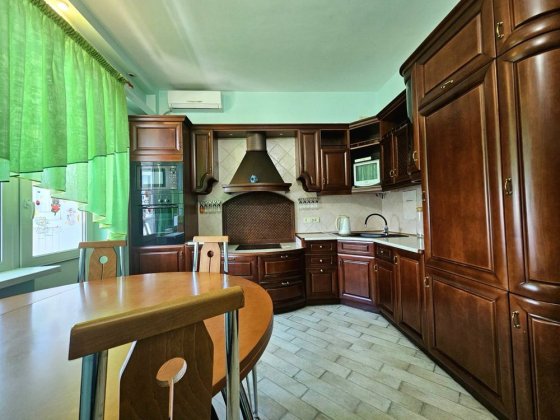 Оренда квартири Осокорки (Княжий Затон 16А) Киев