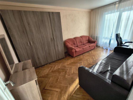Сдам 1ком  Малышка 27 ст.м."Черниговская" Киев