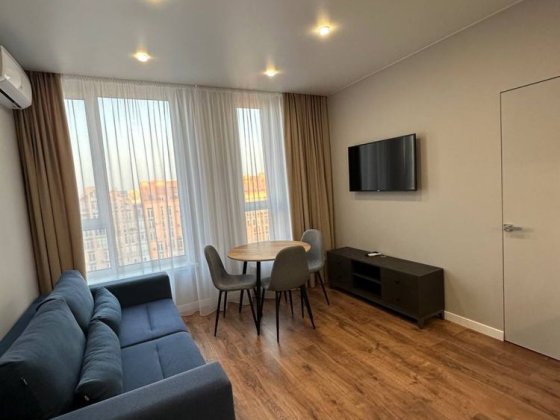 Оренда 1-кім квартири з окремою спальнею в ЖК Комфорт Таун, Соборності Киев