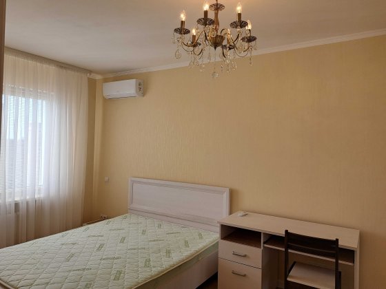 БЕЗ %. Здам 1-к.кв. ГЕНЕРАТОР, вул. Русової, пішки м.Осокорки Киев