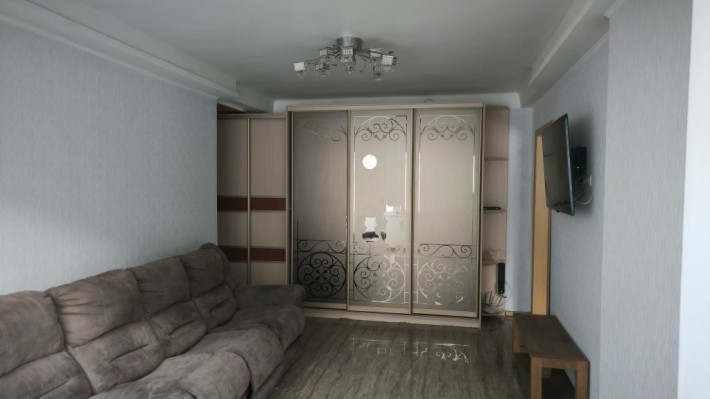 Здам трикімнатну квартиру. Русанівка - фото 1