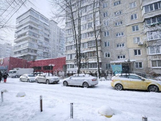 Оренда 1 квартири, вулиця Васильківська 8а, метро Голосіївська, ГАЗ Киев