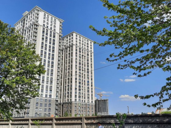 Здам свою 1 к,  ЖК Метрополія 5 хвилин біля метро Вирлиця (Генератор) Київ