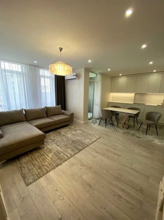 3-кімнатна, ЖК Respublika, бул. Тадея Рильського, 3 - фото 1