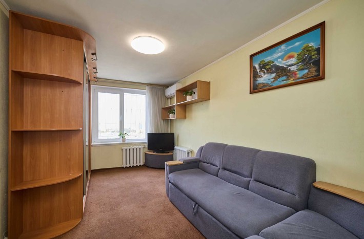 2-кімнатна м Чернігівська Дарниця БЕЗ КОМІСІЇ Власник вул. Малишка 21 - фото 1