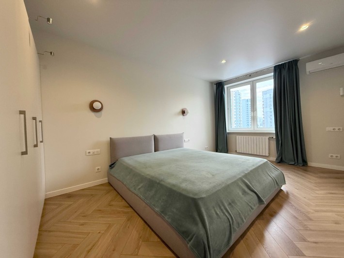 Дизайнерська 2кімн Феодосійський провулок 12, метро Деміївська - фото 1