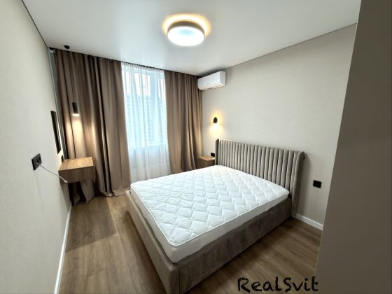 Перша здача! Все новеньке! ЖК "Варшавський квартал-2" вільна ! Київ