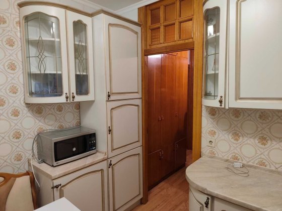 2-х кімн. кв. Харківське шоссе 160А, метро Вирлиця, Бориспільська Киев