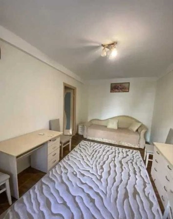 Квартира біля метро Васильківська, є тепло та світло - фото 1