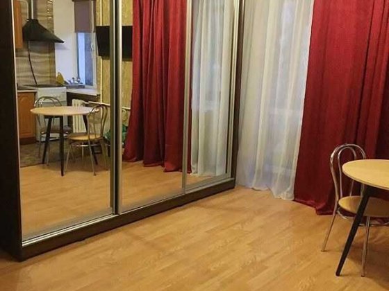 Здається однокімнатна квартира-студія на Подолі Киев