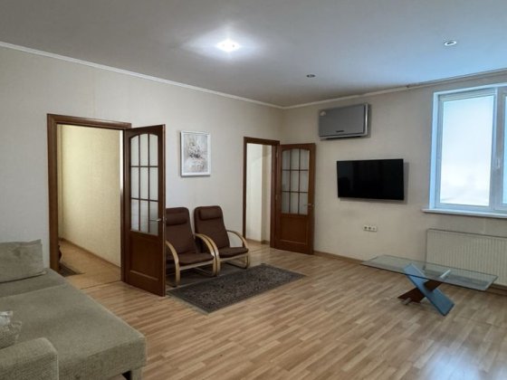 3-х комнатная квартира напротив парка Победы Одесса