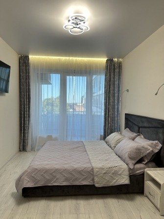 Аренда 1к Квартира ЖК Море Балкон Львовская 13 Фонтана - фото 1